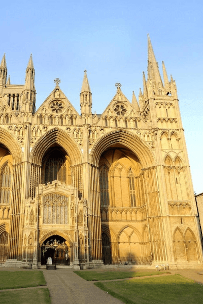 Luxury chauffeur service in Peterborough